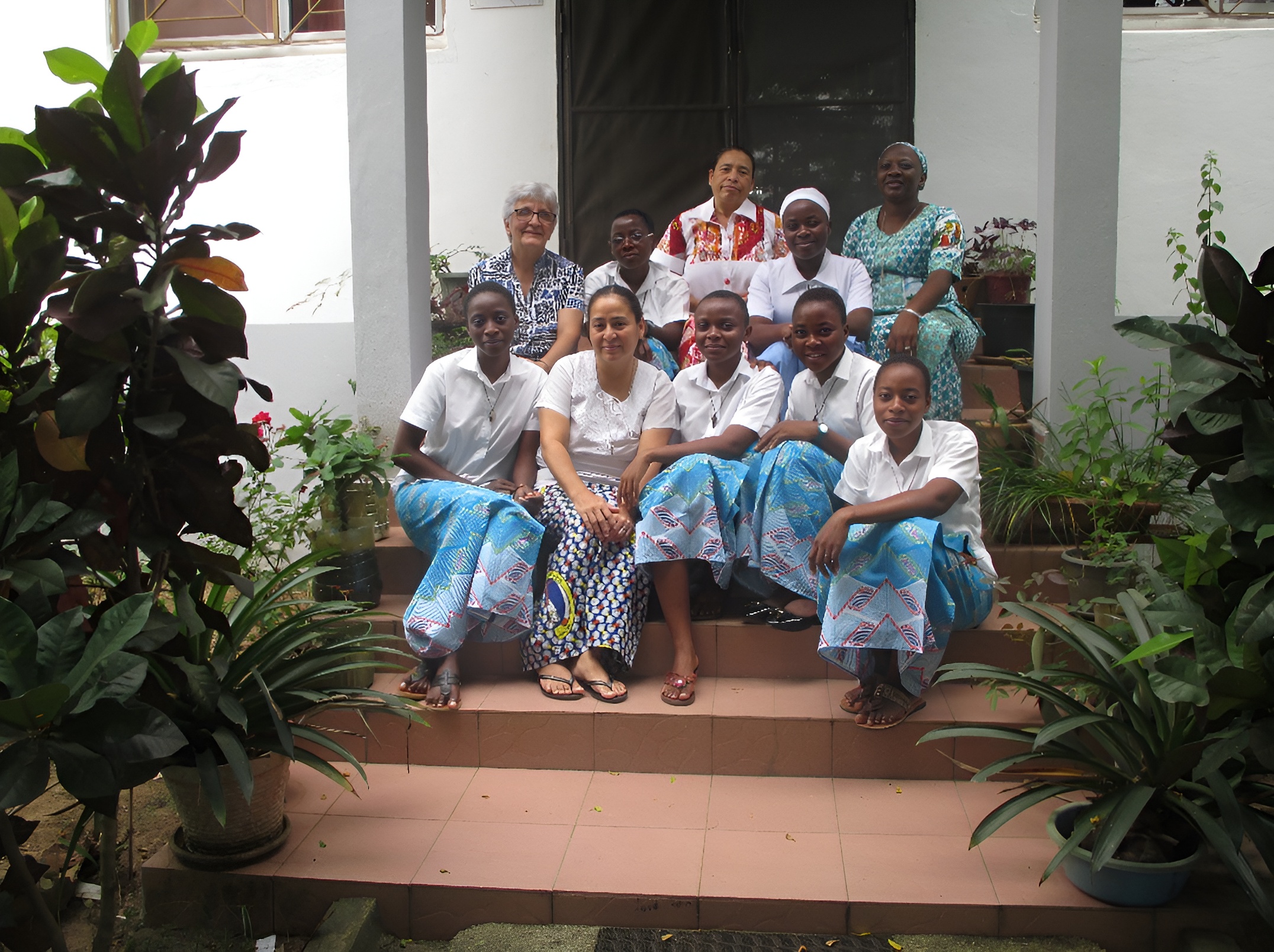 home_charity_project1b